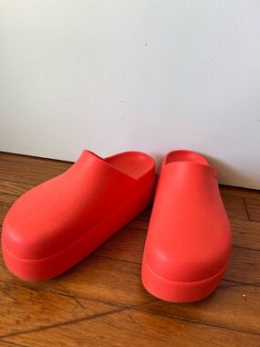 Crocs Slip-On Platform Clogs